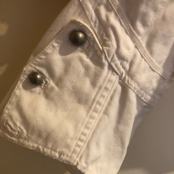 Yoki- Juniors XL: Vintage Fitted White Denim Jacket - Picture 3 of 11